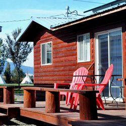 Mountain View Motel & Rv Park - Rm 4 deck at Mt. View Motel, Joseph Oregon