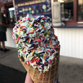 Windmill Ice Cream - Ice Cream & Frozen Yogurt Near Me - Aliquippa, Pennsylvania Windmill Ice Cream - Ice Cream & Frozen Yogurt Near Me - Aliquippa, Pennsylvania