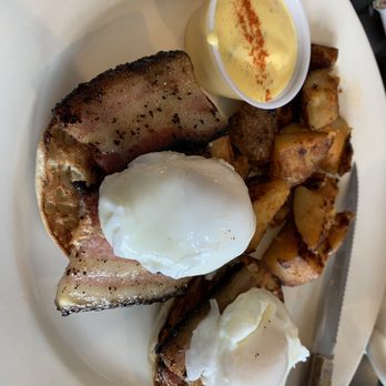 Leon's Cafe & Catering - Pork belly Benedict - Sandwiches Near Me - Barrington, Rhode Island