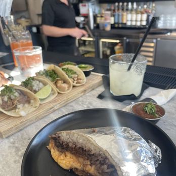 Oaxaka - Beef burrito - Mexican Near Me - Hollywood, Florida