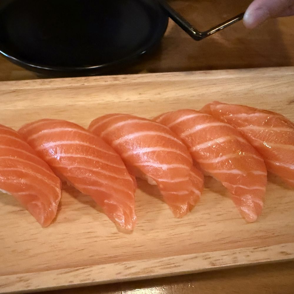 Akino - Sushi Bars Near Me - Elmhurst, New York