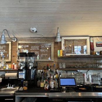 Radio Coffee & Beer - Coffee & Tea Near Me - Austin, Texas
