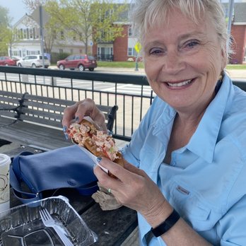 Kelly's Roast Beef - Lobster Ahoy Mates!! - Sandwiches Near Me - Revere, Massachusetts