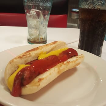 Steak ’n Shake - Classic 100% beef hot dog with mustard and ketchup - American Near Me - Lawrenceville, Georgia Steak ’n Shake - Classic 100% beef hot dog with mustard and ketchup - American Near Me - Lawrenceville, Georgia