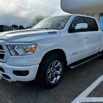 Southampton Dodge Jeep - Pre owned - Car Dealers Near Me - Southampton, New York Southampton Dodge Jeep - Pre owned - Car Dealers Near Me - Southampton, New York
