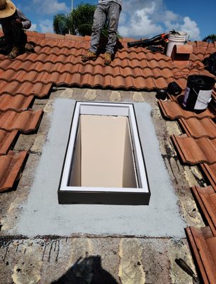 Surf Wave Roofing Solutions