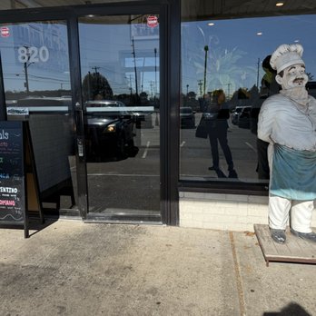 Phil's Pizzeria & Restaurant - Pizza Near Me - Massapequa, New York Phil's Pizzeria & Restaurant - Pizza Near Me - Massapequa, New York