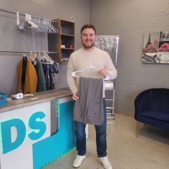 Dimanyaservice Tailoring and Alteration - Sewing & Alterations Near Me - Grand Prairie, Texas