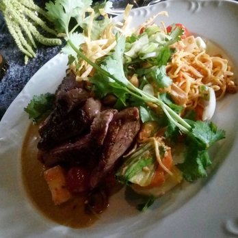 Bhima's Warung - Bakmie goreng di bawah bebek bule (duck was pretty good) - Indonesian Near Me - Waterloo, Ontario