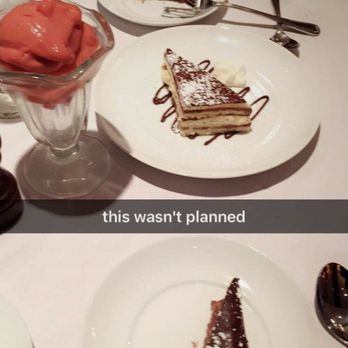 Petterinos - Waiter brought us samplers of dessert. I love this place! - American Near Me - Chicago, Illinois Petterinos - Waiter brought us samplers of dessert. I love this place! - American Near Me - Chicago, Illinois