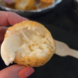 Pasta Pitstop - Cheese arancini