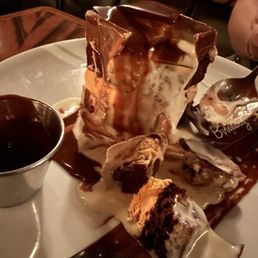 Chocolate mousse cake