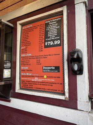 Salty's BBQ by null