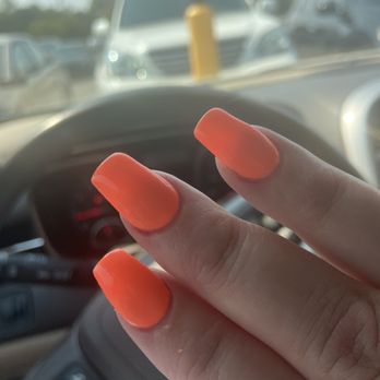 Ooh La La Nail Spa - Nail Salons Near Me - Indianapolis, Indiana