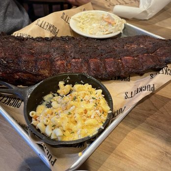 Puckett's Restaurant - Full slab ribs, Mac and cheese, coleslaw - Southern Near Me - Pigeon Forge, Tennessee Puckett's Restaurant - Full slab ribs, Mac and cheese, coleslaw - Southern Near Me - Pigeon Forge, Tennessee