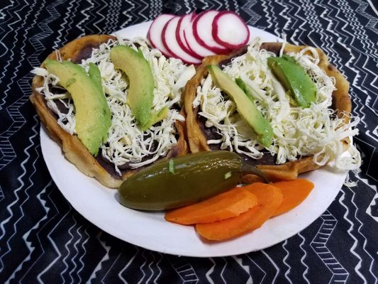 Tacos de Valle al carbón by null