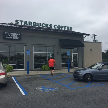 Starbucks - Coffee & Tea Near Me - Bohemia, New York Starbucks - Coffee & Tea Near Me - Bohemia, New York