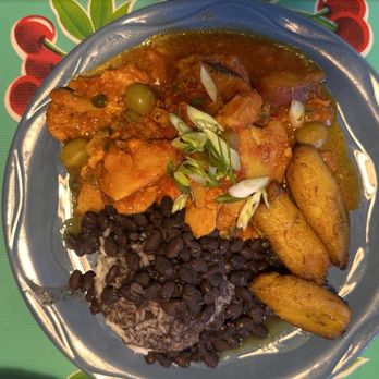 Victor's 1959 Cafe - Fricasee De Pollo - Cuban Near Me - Minneapolis, Minnesota