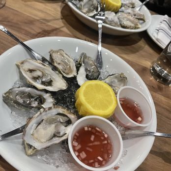 Echo & Rig - Oysters  on the shell - Steakhouses Near Me - Sacramento, California