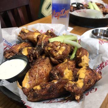Glory Days Grill - Smoked wings - Sports Bars Near Me - Tampa, Florida Glory Days Grill - Smoked wings - Sports Bars Near Me - Tampa, Florida