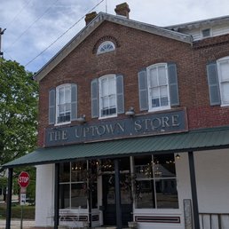 Exterior photo of Four Tulips Tearoom - Augusta, Missouri Exterior photo of Four Tulips Tearoom - Augusta, Missouri