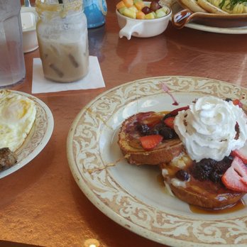 Another Broken Egg Cafe - Breakfast & Brunch Near Me - Clearwater Beach, Florida