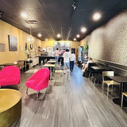 Divvy Coffee & Buns
