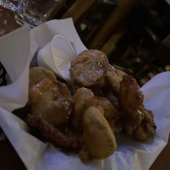 Pickwick Pub - Cute date night spot with amazing fried pickles. - Pubs Near Me - Woodland Hills, California Pickwick Pub - Cute date night spot with amazing fried pickles. - Pubs Near Me - Woodland Hills, California
