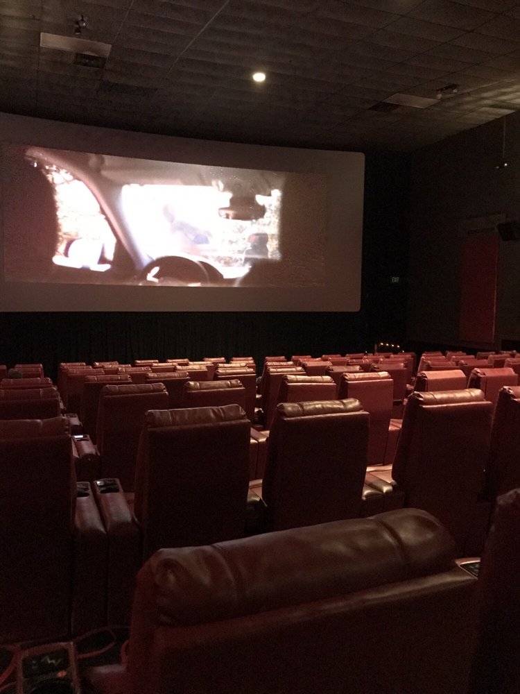Amc Marple 10 79 Photos 83 Reviews Cinema 400 South State Road Springfield Pa United States Phone Number Yelp