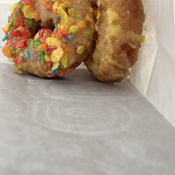 Donut King - Donuts - Donuts Near Me - North Kansas City, Missouri Donut King - Donuts - Donuts Near Me - North Kansas City, Missouri