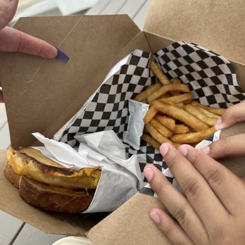 Pocket Burger Shack - Grilled Cheese - Burgers Near Me - Sunset Beach, California