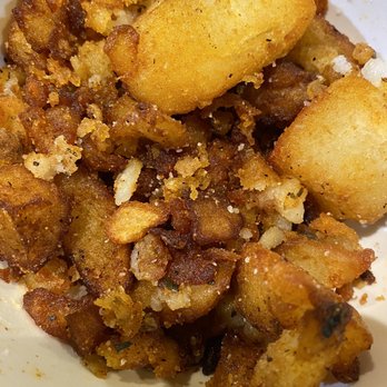 Shanes Brooklyn - Home fries .. Which I barely ate but was still charged for , as you see the majority of the home fries that was given to me was scraped up - New American Near Me - Brooklyn, New York Shanes Brooklyn - Home fries .. Which I barely ate but was still charged for , as you see the majority of the home fries that was given to me was scraped up - New American Near Me - Brooklyn, New York