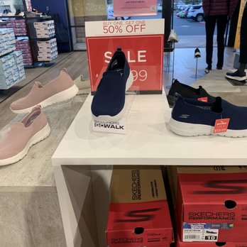 SKECHERS Warehouse Outlet - Shoe Stores Near Me - Palmdale, California SKECHERS Warehouse Outlet - Shoe Stores Near Me - Palmdale, California