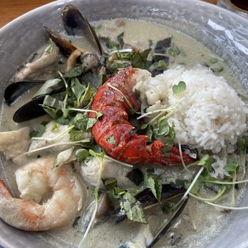 Duke's La Jolla - New American Near Me - La Jolla, California