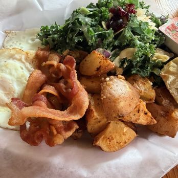 Arize Bistro - The Usual - Breakfast & Brunch Near Me - Long Beach, California