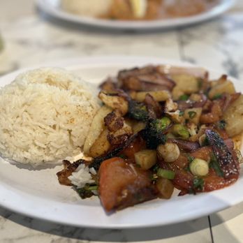 Inka Wasi - Vegetal Saltado - Latin American Near Me - Los Angeles, California Inka Wasi - Vegetal Saltado - Latin American Near Me - Los Angeles, California