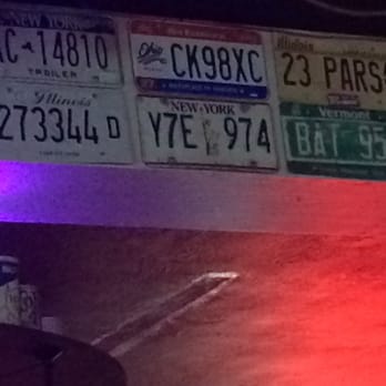 Peanuts Restaurant & Lounge - American Near Me - New Smyrna Beach, Florida