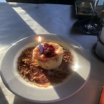 Rusty Scupper - Birthday desert SO FREAKING DELICIOUS - Seafood Near Me - Baltimore, Maryland