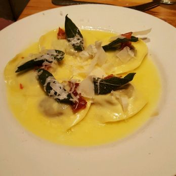 Tuscan Kitchen - Mushroom ravioli - Italian Near Me - Burlington, Massachusetts Tuscan Kitchen - Mushroom ravioli - Italian Near Me - Burlington, Massachusetts