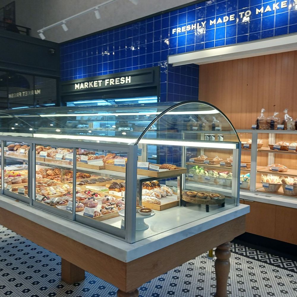 Paris Baguette - Pastries - Bakeries Near Me - Ridgewood, New Jersey