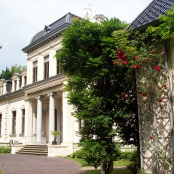 Erbprinzpalais - Museums Near Me - Rastede, NI