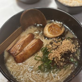 DOMU - Dr. Phillips - Tokyo Ramen Lunch - Ramen Near Me - Orlando, Florida DOMU - Dr. Phillips - Tokyo Ramen Lunch - Ramen Near Me - Orlando, Florida