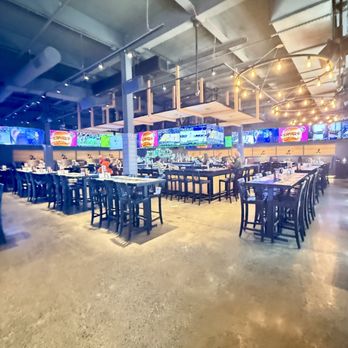 PJ Whelihan’s - Dining area - Pubs Near Me - Wynnewood, Pennsylvania PJ Whelihan’s - Dining area - Pubs Near Me - Wynnewood, Pennsylvania