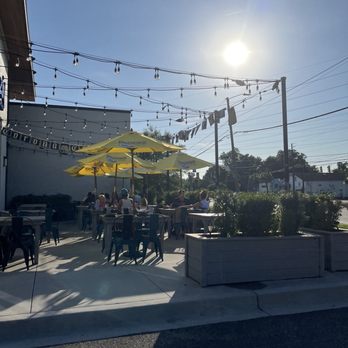 Azul Mexicano - Outdoor seating for dining. - Mexican Near Me - Charleston, South Carolina Azul Mexicano - Outdoor seating for dining. - Mexican Near Me - Charleston, South Carolina