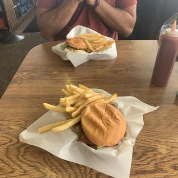 Viking Drive-In - Burgers Near Me - Sprague, Washington