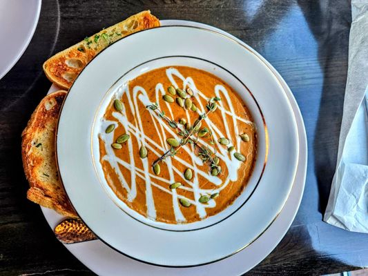 Fred & Stilla by null