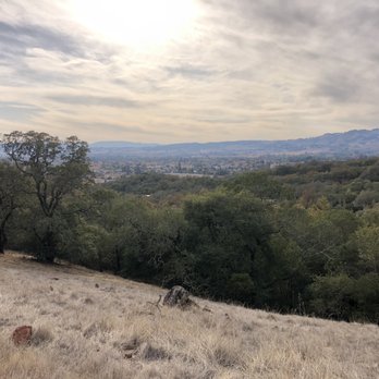 Sonoma Overlook Trail - Hiking Near Me - Sonoma, California Sonoma Overlook Trail - Hiking Near Me - Sonoma, California