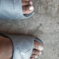 Lee's Nails & Spa - I just left literally 15 mins ago and this is how my feet turnt out. Well not be going back.