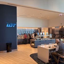 Lot Business Lounge