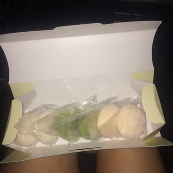 J.sweets - White chocolate, green tea, and mango :) - Desserts Near Me - San Jose, California